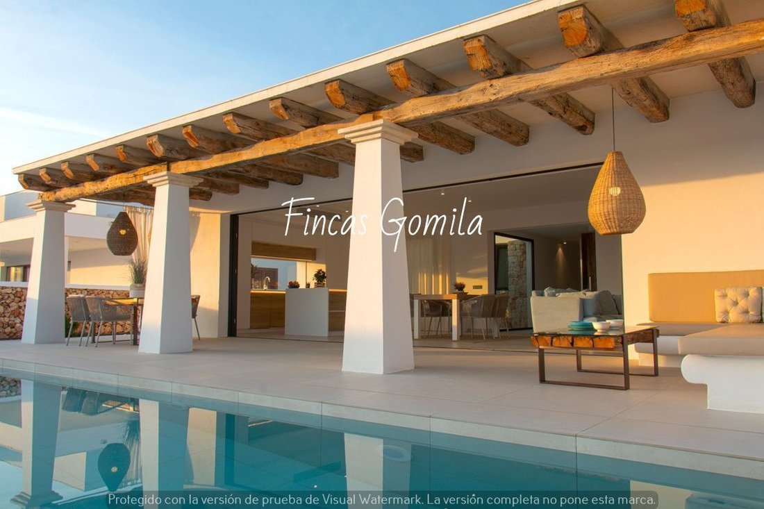 Chalet in es Mercadal, Balearic Islands, Spain 4 - 18438922