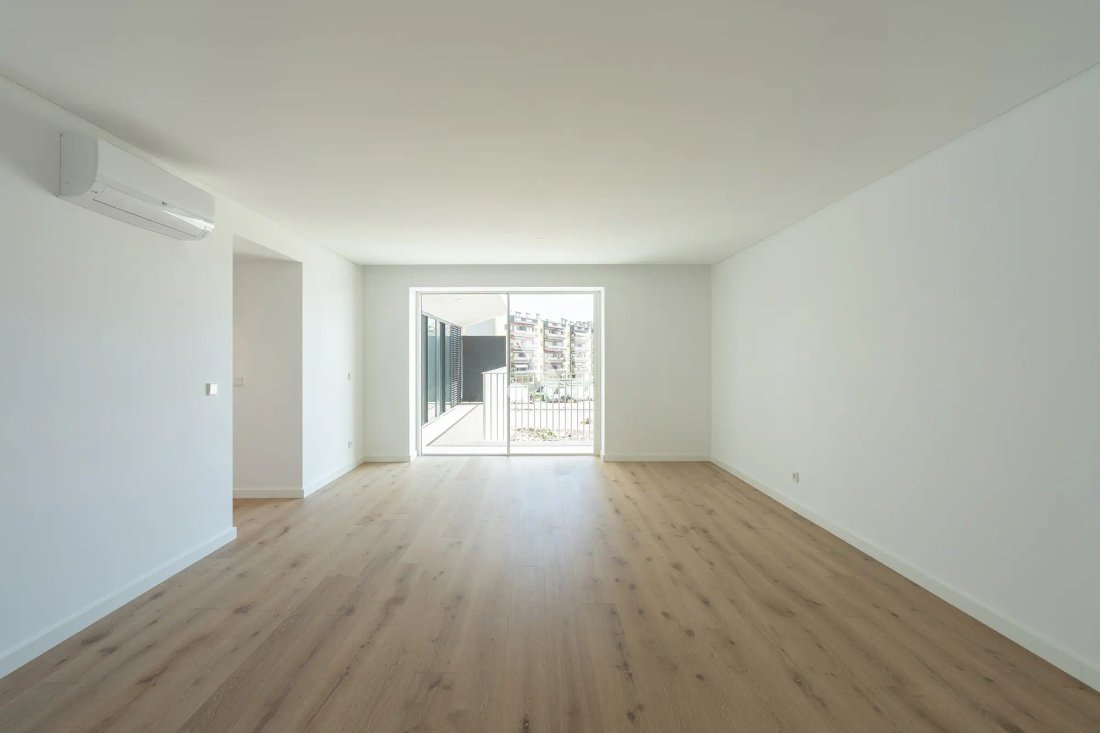 Apartment in Palhais e Coina, Setubal, Portugal 2 - 18436416