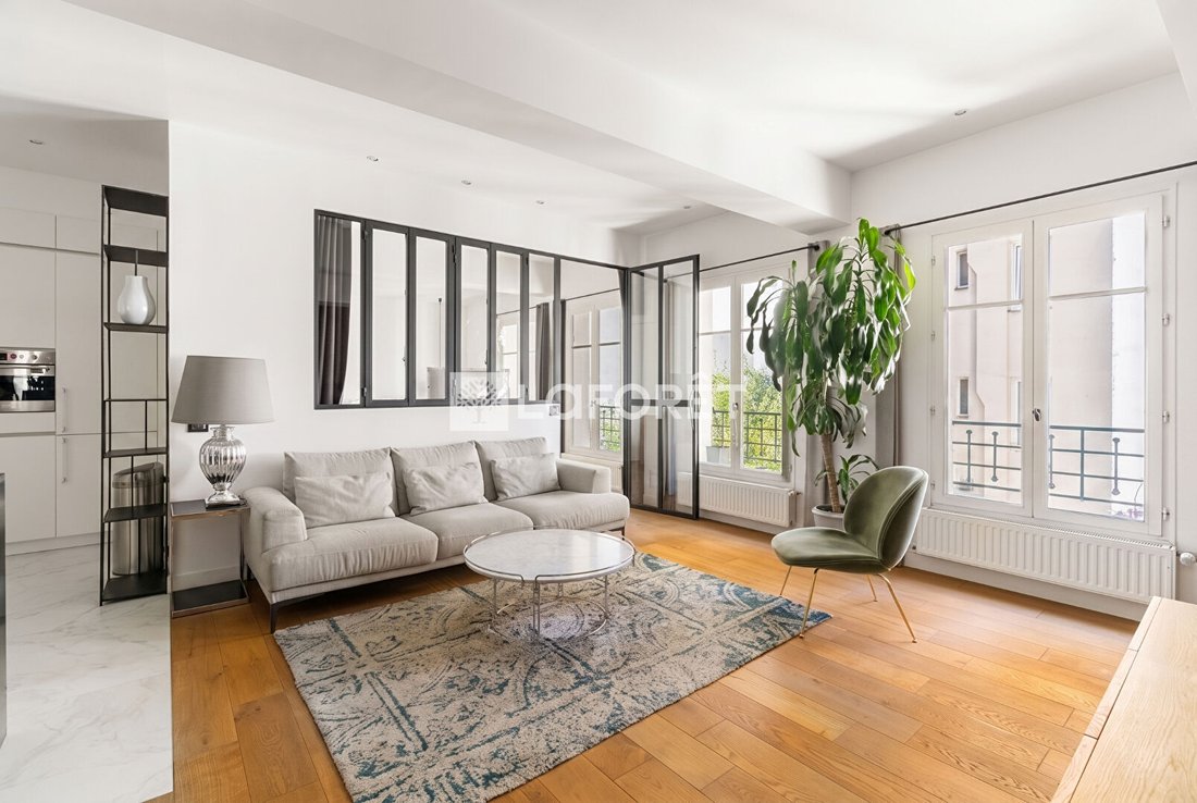 Apartment in La Fourche-Guy Môquet, Paris 17e Arrondissement, Paris 3 - 18438326
