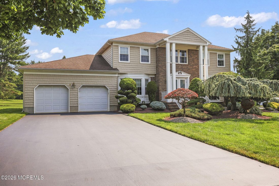 House in Marlboro Township, New Jersey, United States 1 - 18438713