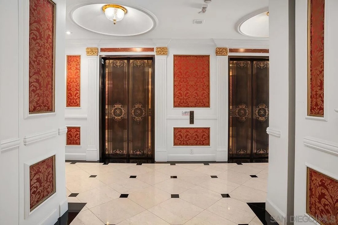 Condo in San Diego, California, United States 5 - 18437191