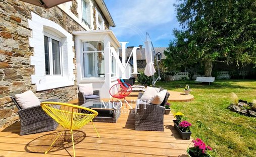House in Cherrueix, Brittany, France 1