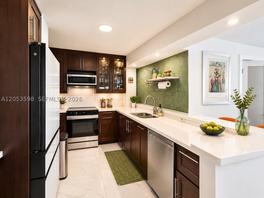 Condo in Miami Beach, Florida, United States 4 - 18439208
