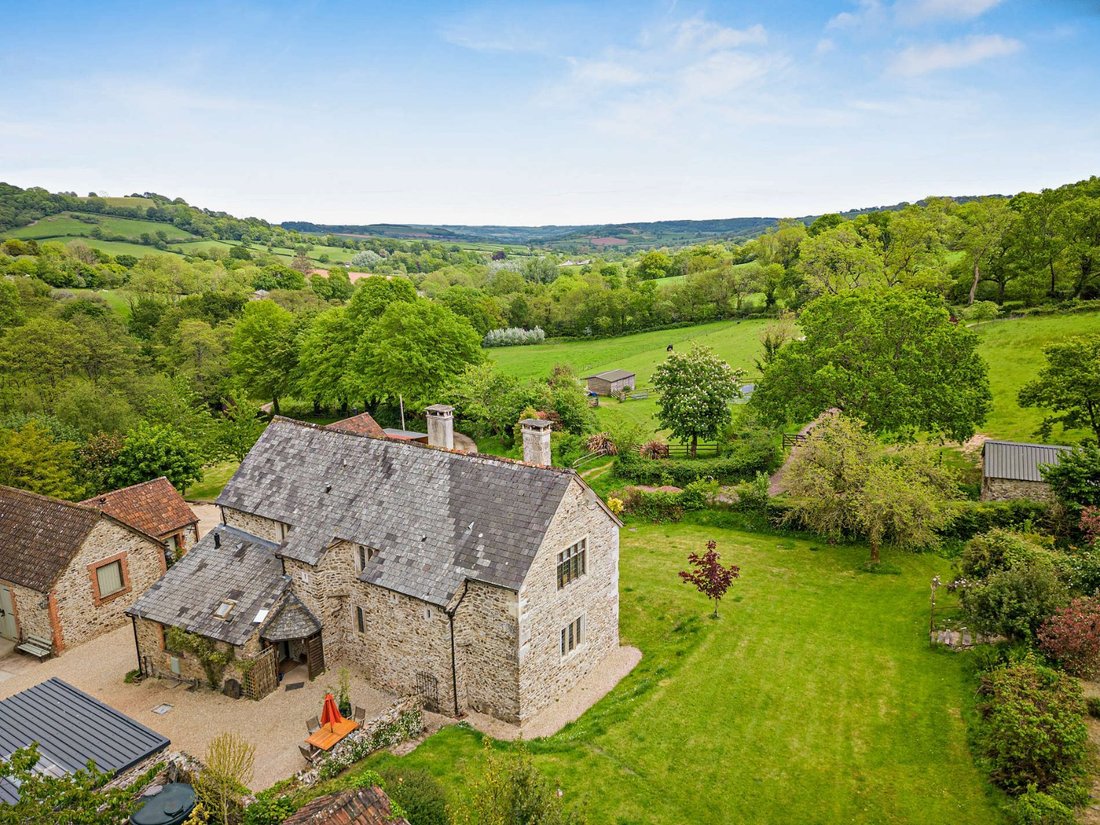 House in Farway, England 3 - 18436999