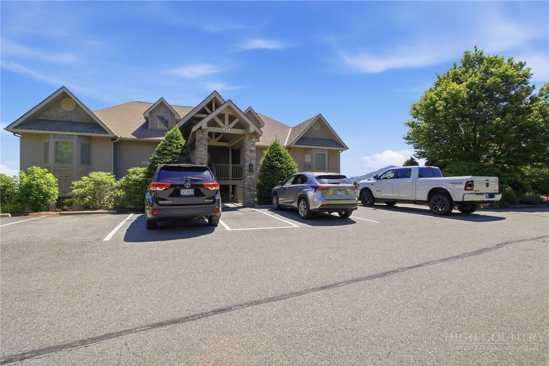Condo in Banner Elk, North Carolina, United States 1 - 18439162