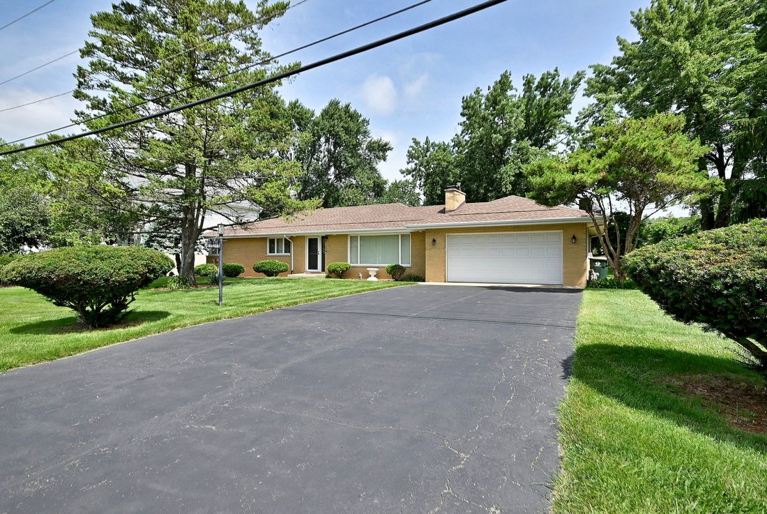 House in Burr Ridge, Illinois, United States 3 - 18440310