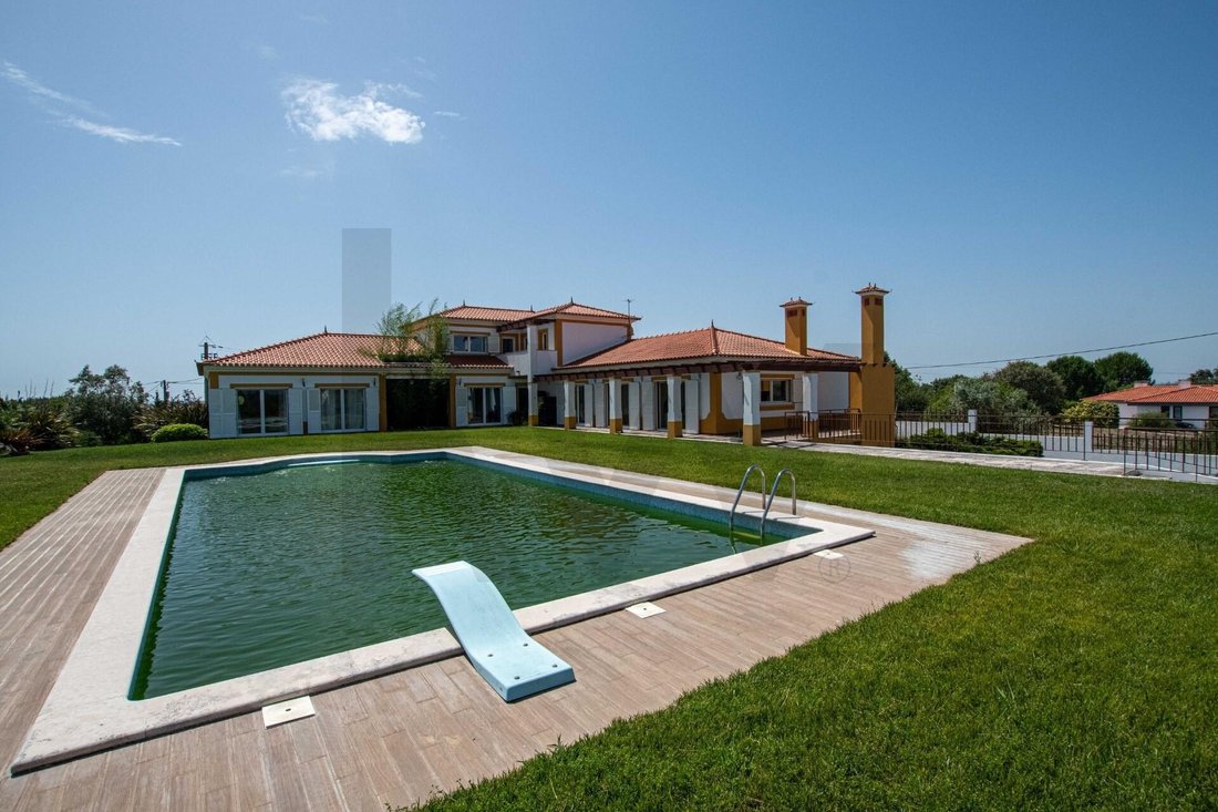Farm Ranch in Romeira e Varzea, Santarem District, Portugal 4 - 18434754