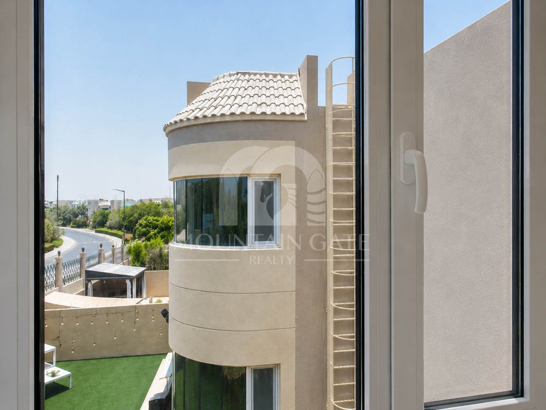 Villa in Wadi Al Safa 3, Wadi Al Safa, Dubai 2 - 18437760