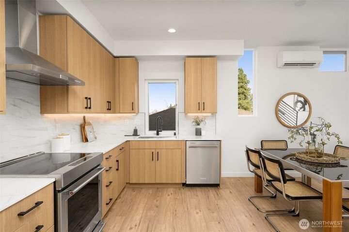 Townhouse in Seattle, Washington, United States 5 - 18441909