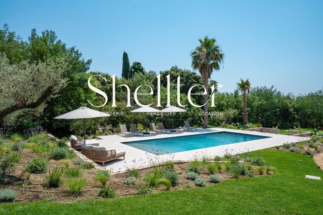 Villa in Grimaud, Provence-Alpes-Côte d'Azur, France 1 - 18441098