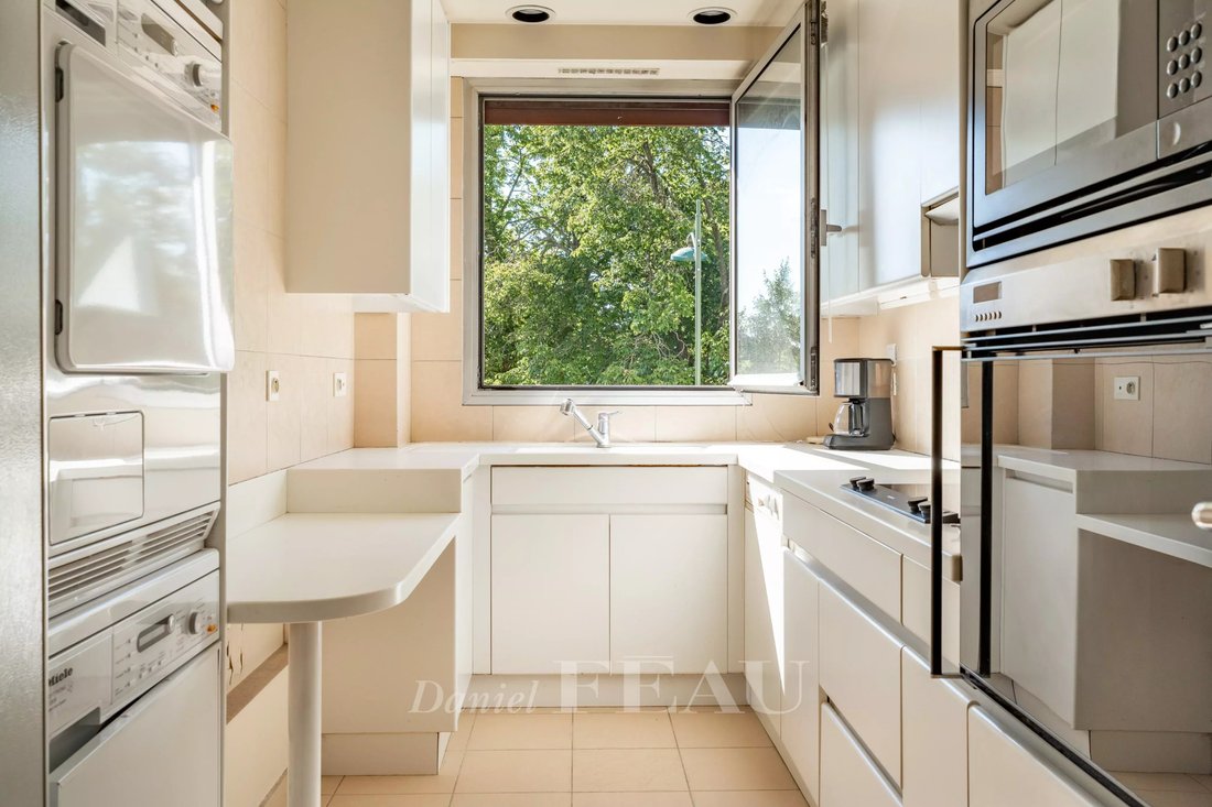 Apartment in Bois de Boulogne, Paris 16e Arrondissement, Paris 4 - 18438177