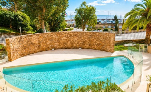 Apartment in Théoule-sur-Mer, Provence-Alpes-Côte d'Azur, France 1