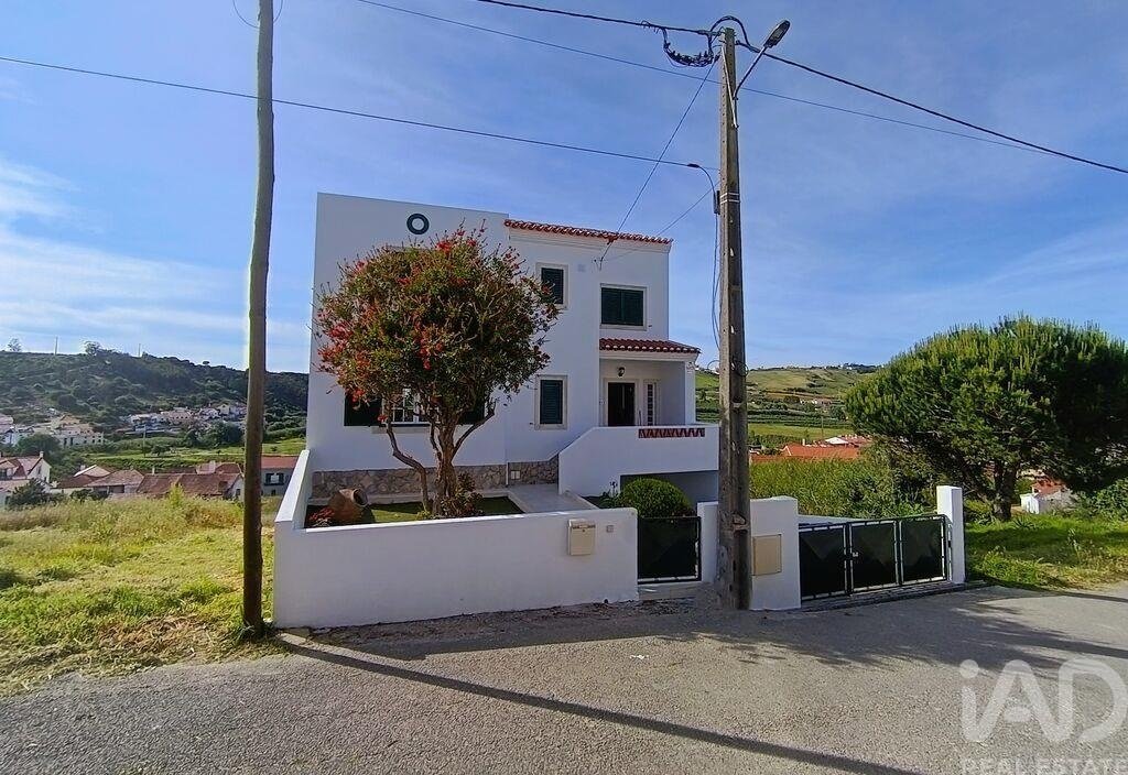 Townhouse in Vimeiro, Lisbon, Portugal 2 - 18435180