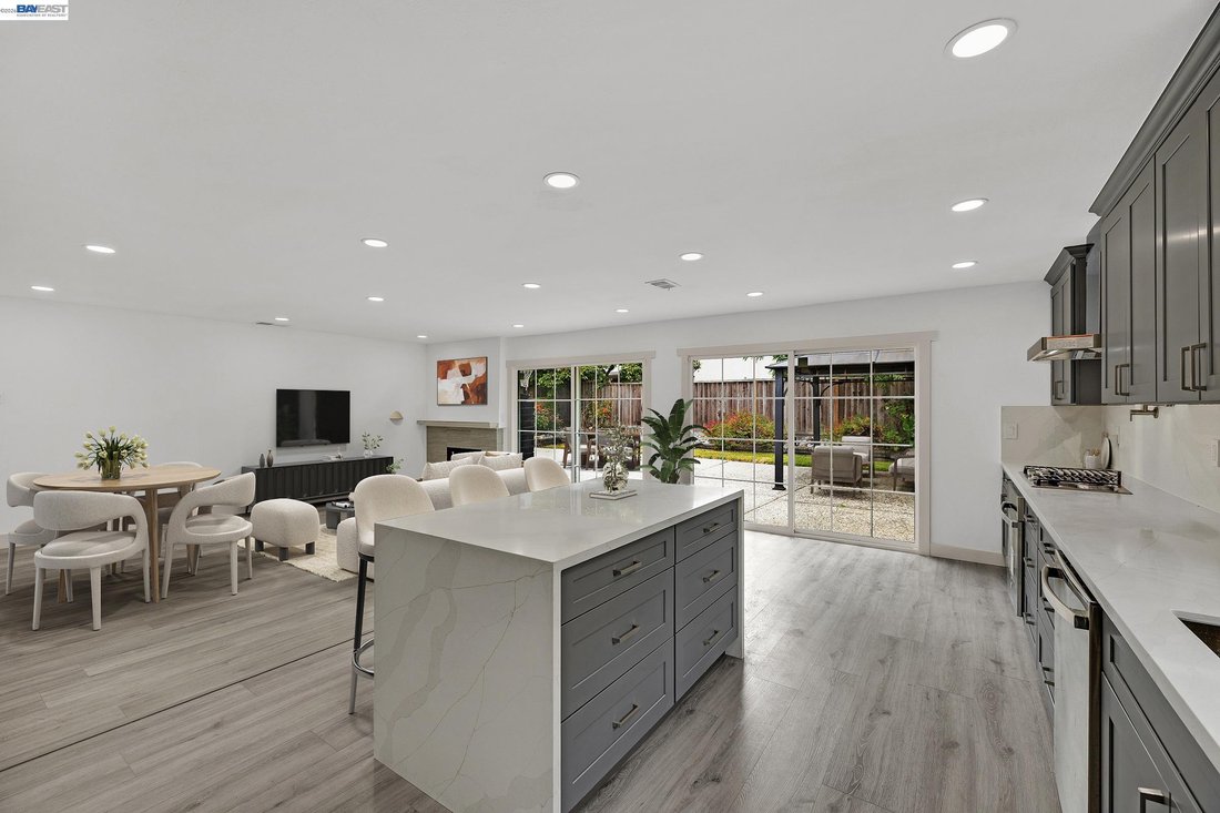 House in Union City, California, United States 3 - 18439677