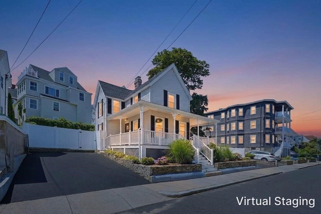 House in Winthrop, Massachusetts, United States 2 - 18437940