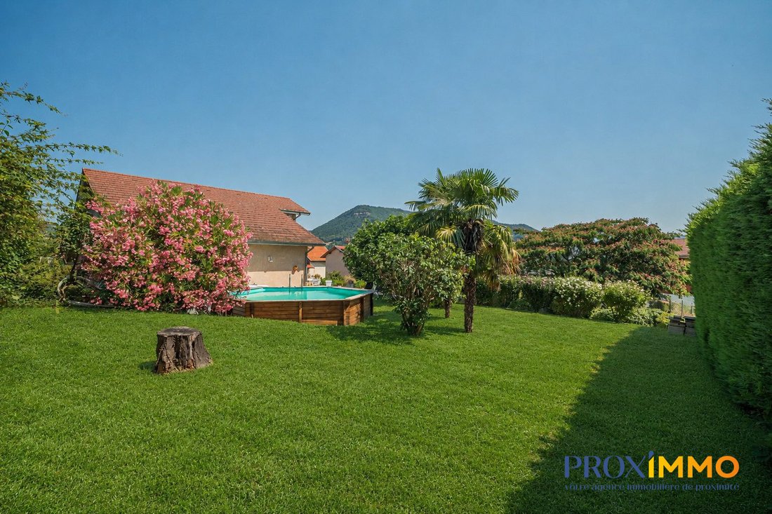 Villa in Centre Ville Sud-Vallée, Voiron, France 2 - 18441784
