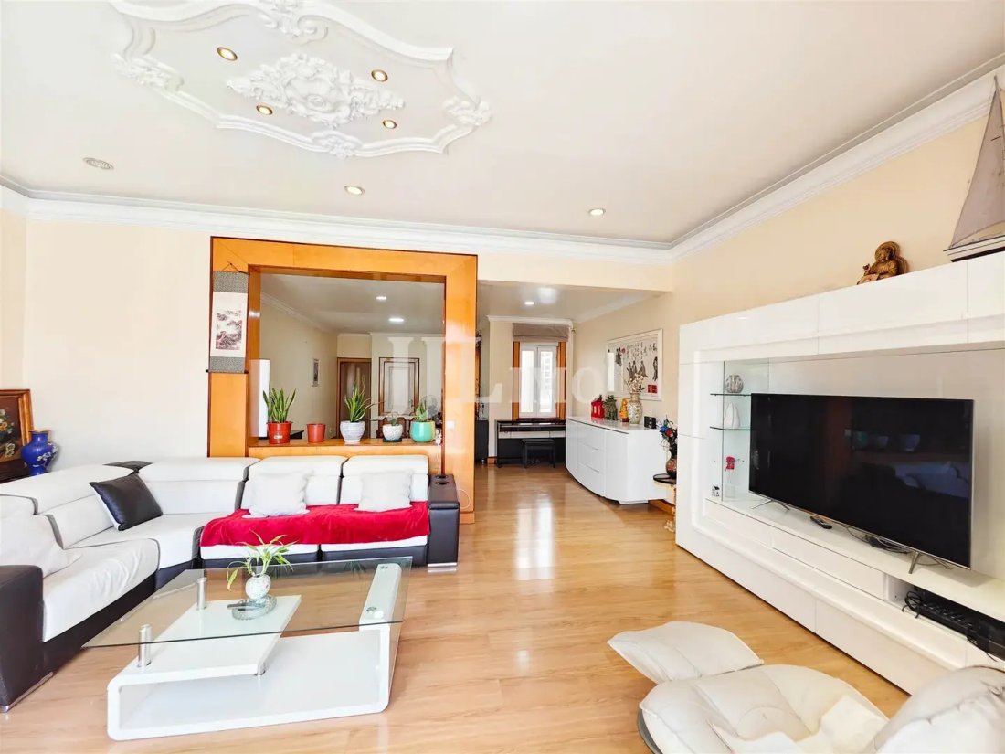 Apartment in Sao Vicente, Lisbon, Portugal 3 - 18436428