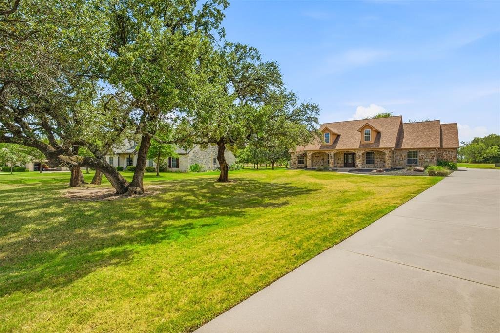 House in Granbury, Texas, United States 3 - 18440704
