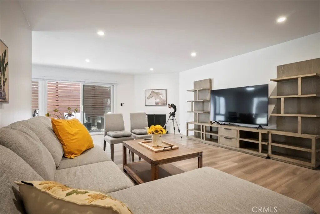 Condo in Santa Barbara, California, United States 3 - 18442995