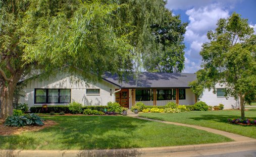 Haus in Cedarhurst of Woodland Hills, Oklahoma, Vereinigte Staaten 1