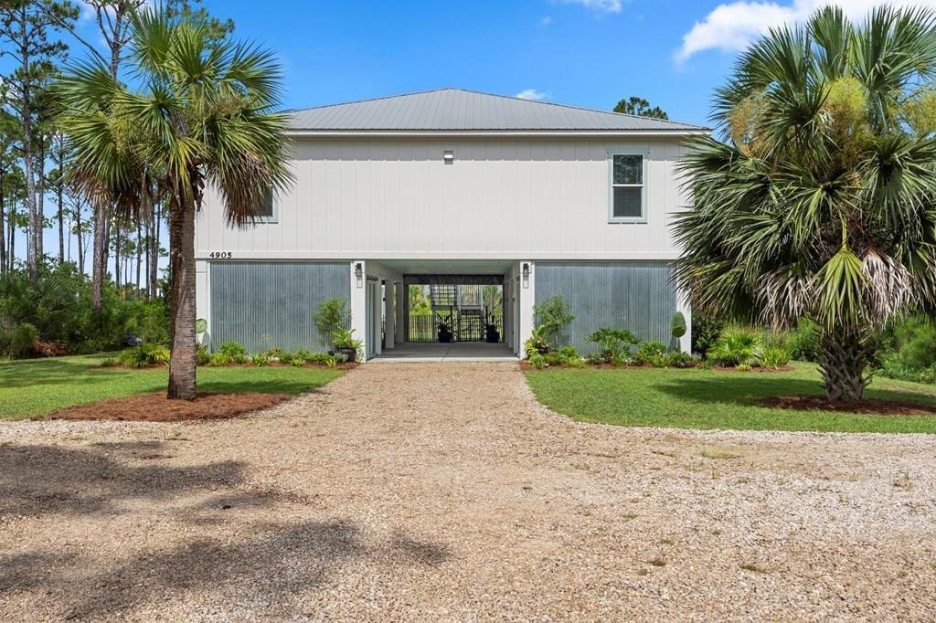 House in Port St. Joe, Florida, United States 1 - 18036052