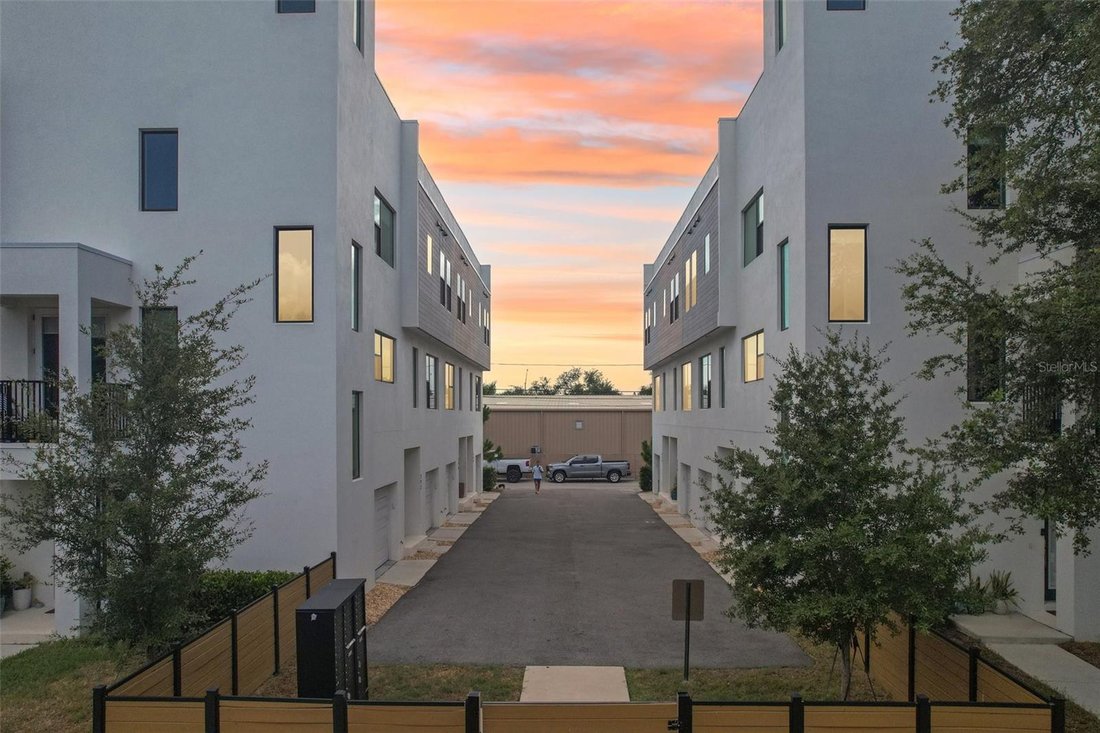 Townhouse in St. Petersburg, Florida, United States 1 - 18439440
