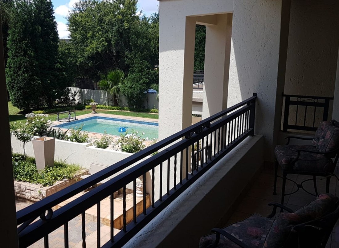 House in Silver Lakes Golf Estate, Gauteng, South Africa 3 - 18441061