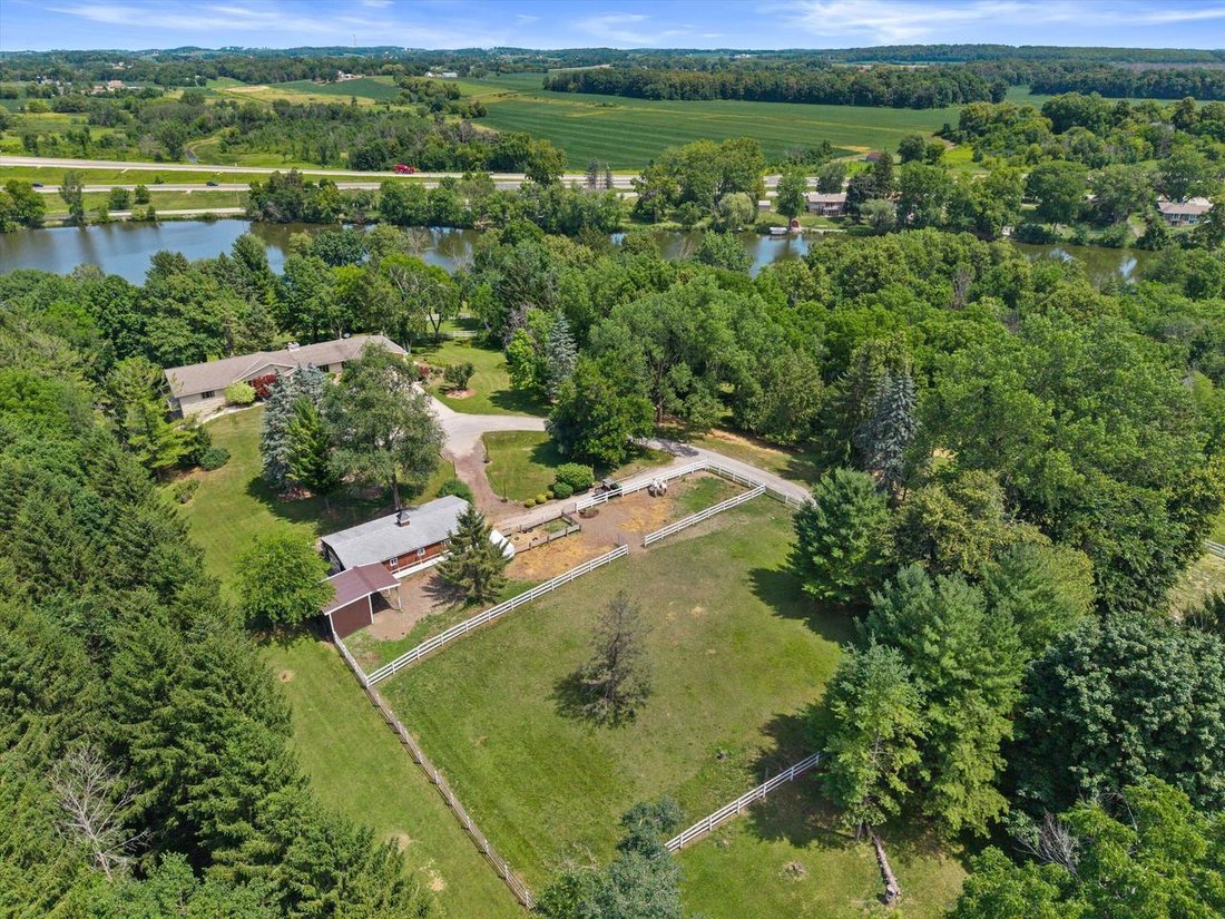 House in Watertown, Wisconsin, United States 5 - 18442245