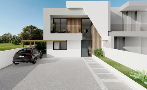 Land in Portimao, Algarve, Portugal 1