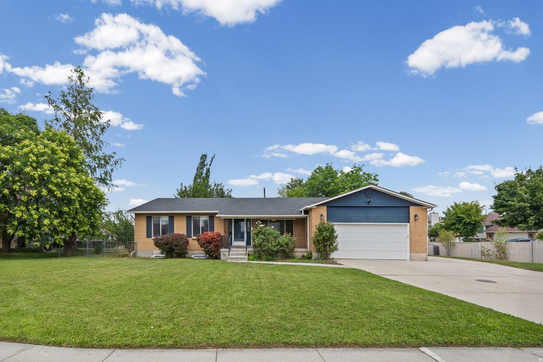 House in Sandy, Utah, United States 1 - 18439326