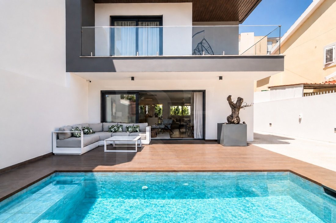 House in Carcavelos e Parede, Lisbon, Portugal 1 - 18367279