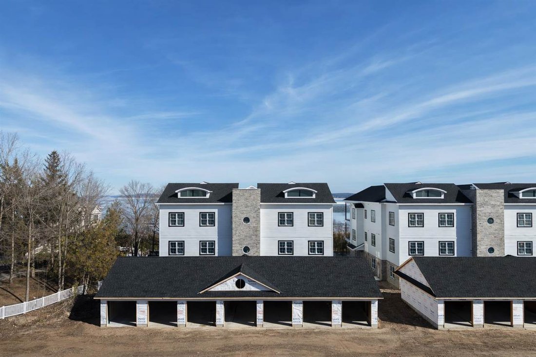 House in Petoskey, Michigan, United States 1 - 18442559