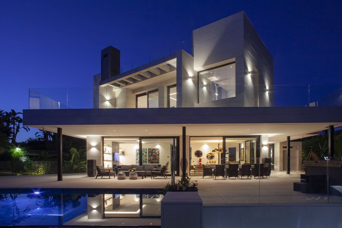 Villa in Puerto Banus, Marbella, Spain 1 - 17398956