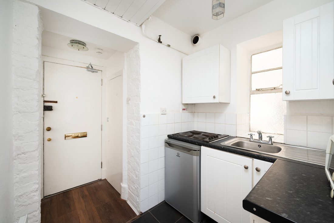 Apartment in Primrose Hill, Camden, England 5 - 18435988