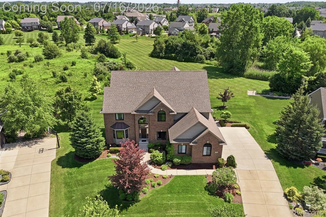 House in South Lyon, Michigan, United States 1 - 18442696