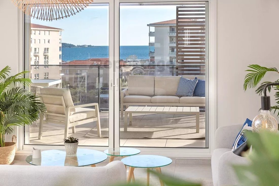 Apartment in Pont du Lys-Antibes les Pins, Antibes, France 3 - 18434767
