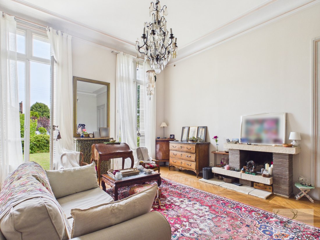 Apartment in Senlis, Hauts-de-France, France 2 - 18437257