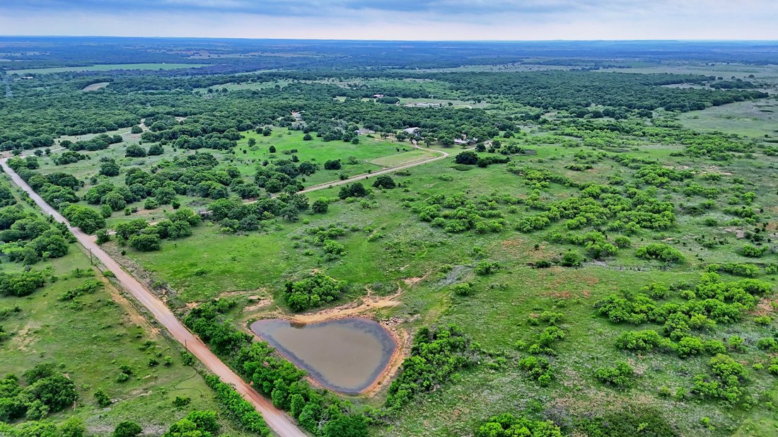 House in Henrietta, Texas, United States 2 - 17836274