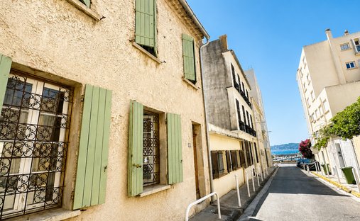 House in Le Faron-Fort-Rouge, Toulon, France 1