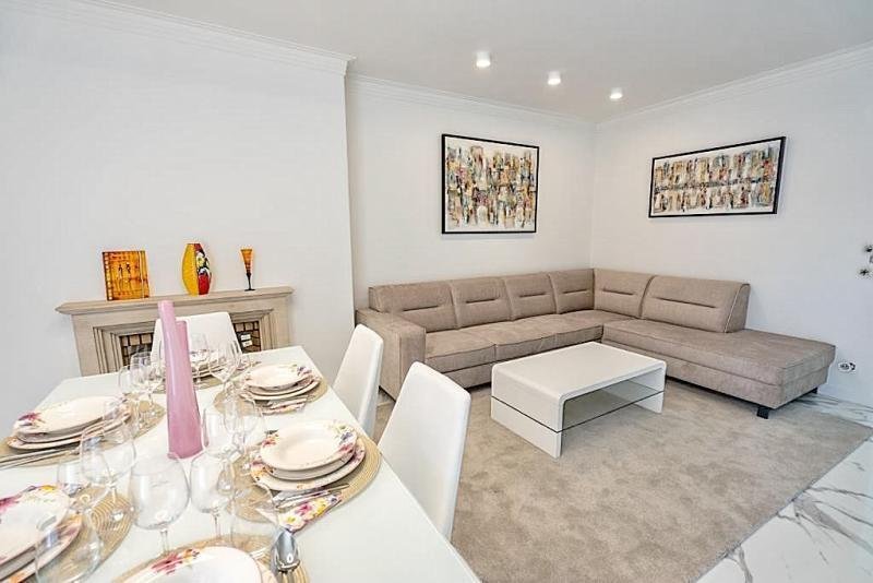 Apartment in Cascais e Estoril, Lisbon, Portugal 3 - 18436219