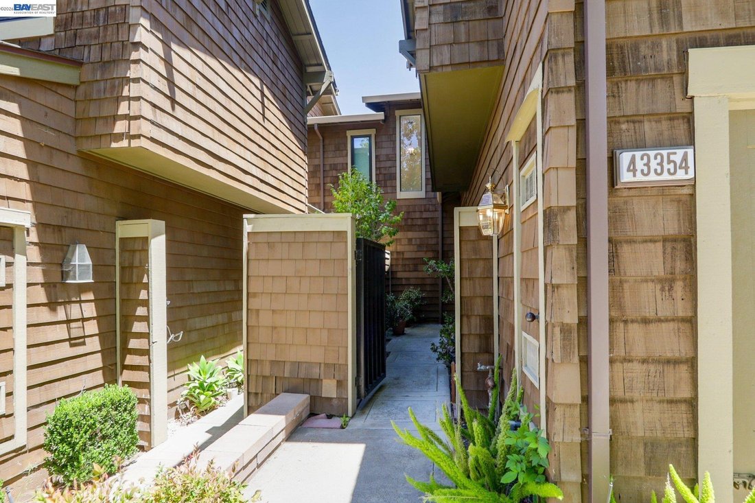 Townhouse in Newark, California, United States 3 - 18439681