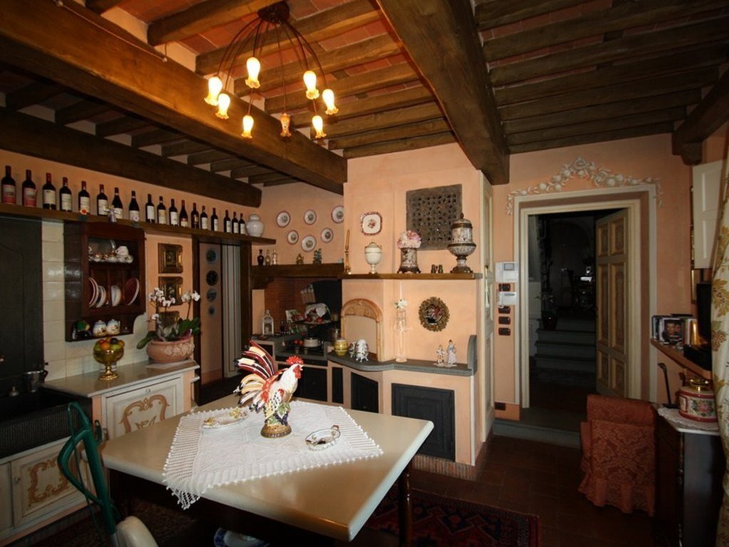 Villa in Historic Center, Lucca, Tuscany 5 - 18439144