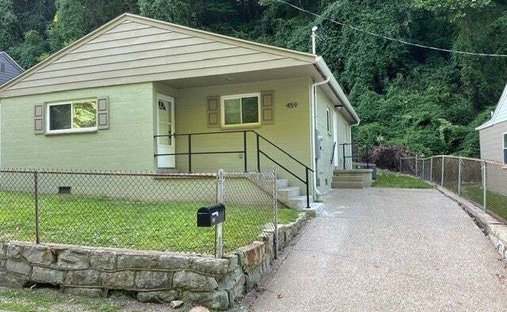 House in Charleston, West Virginia, United States 1