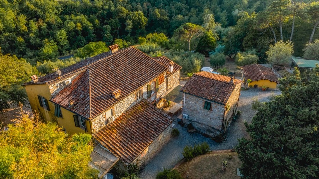 Country House in Historic Center, Lucca, Tuscany 5 - 18439112