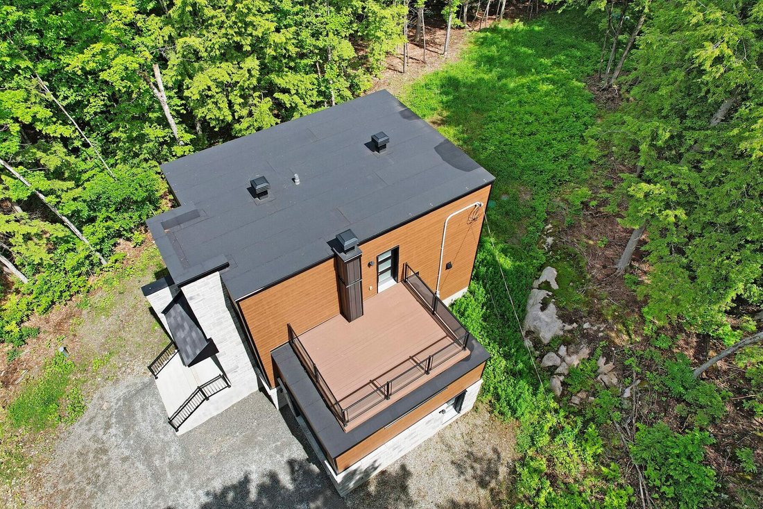 House in Val-des-Monts, Quebec, Canada 4 - 16688659