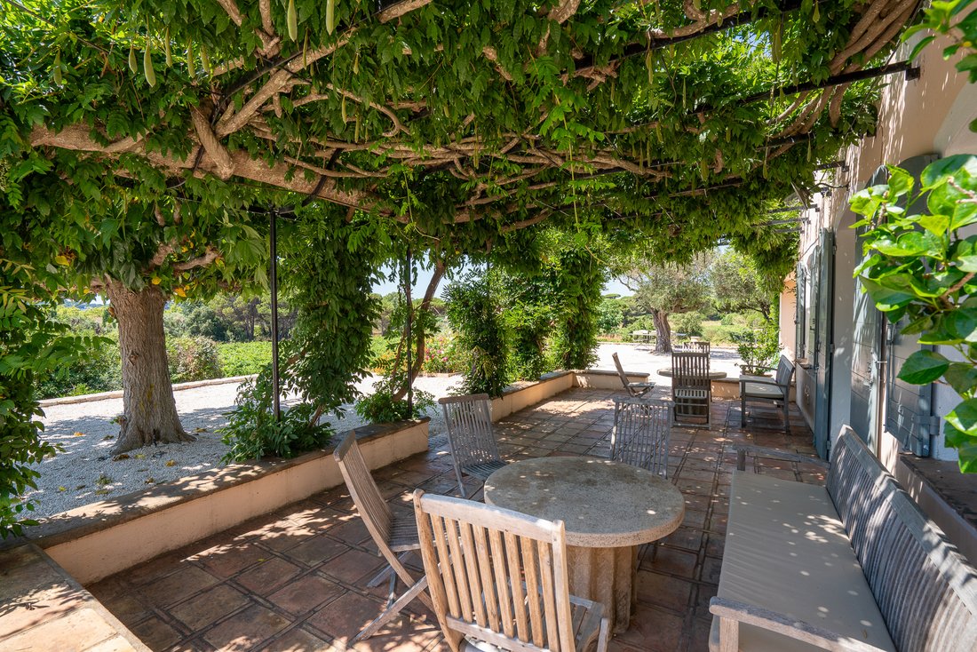House in Zone Est Diffuse, Saint-Tropez, France 5 - 18438235