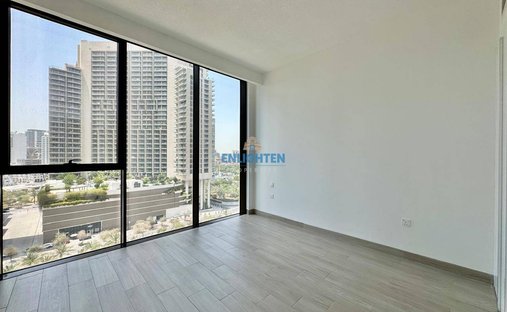 Apartment in JVC / Jumeirah Village Circle, Dubai, United Arab Emirates 1
