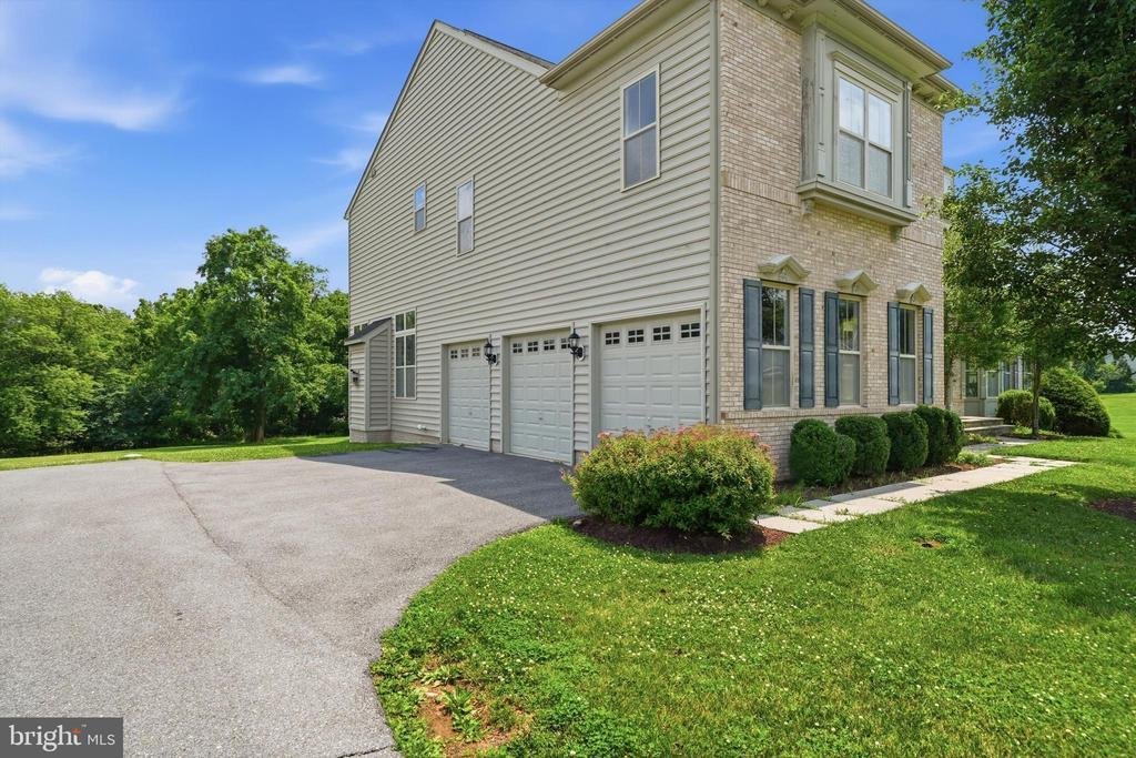 House in Gaithersburg, Maryland, United States 2 - 18440573