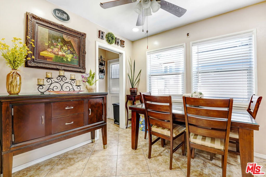 House in Burbank, California, United States 5 - 18439196