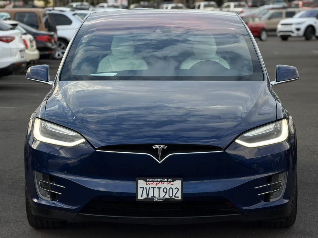 Suv in Sacramento, CA, United States 5 - 18434935